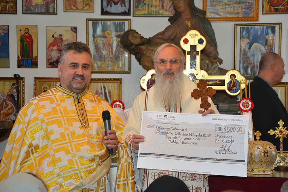 Slujbă Arhierească la Hramul Parohiei Româneşti „Sfinţii Împăraţi Constantin şi Elena” din Straubing