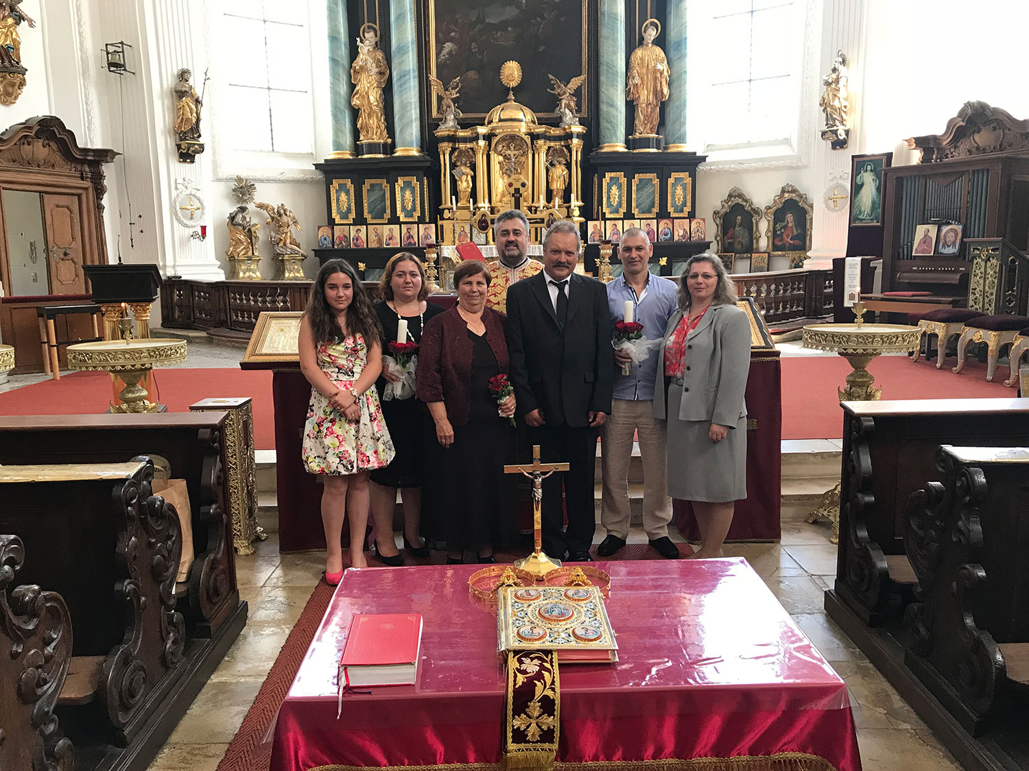 Binecuvintează Doamne Nunta aceasta – Taina Sfintei Cununii pentru cei mai „tineri” miri la Biserica Ortodoxa Română din Straubing 2018!