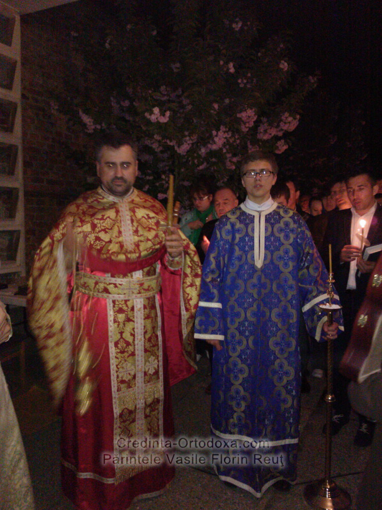 Slujba de Inviere din anul 2013 la Biserica Ortodoxa Romana “Sfintii Imparati Constantin si Elena” din Straubing * www.credinta-ortodoxa.com