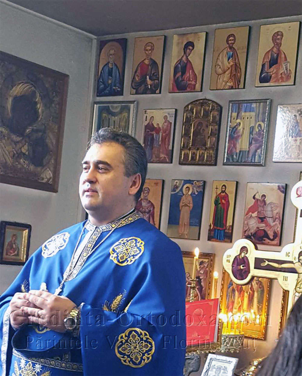 Părintele Vasile Florin Reuţ a avut parte de o surpriză deosebită din partea credincioşilor