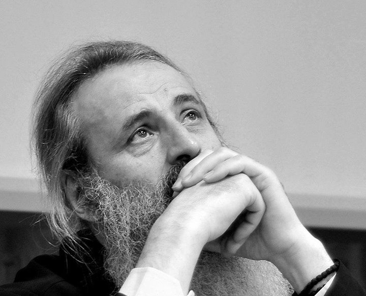 Sunt unii care se ostenesc pentru a dobândi acest pământ, noi însă…