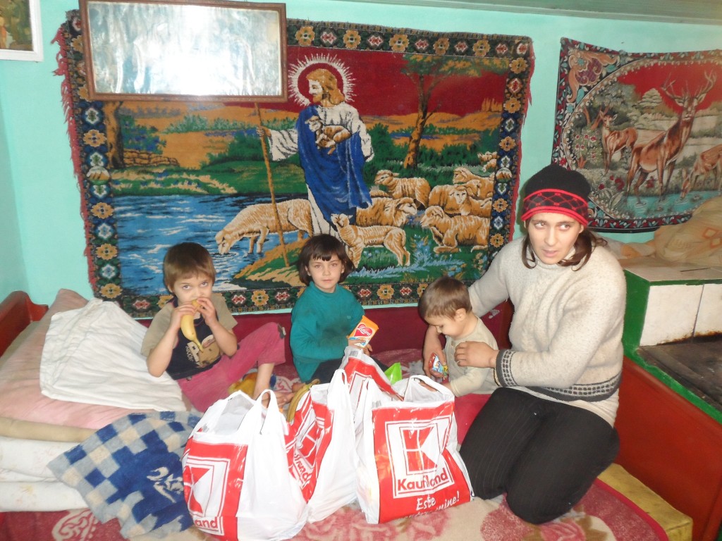 Geben ist Nehmen: Geschenke für bedürftige Menschen in Rumänien am Heiligabend 2012
