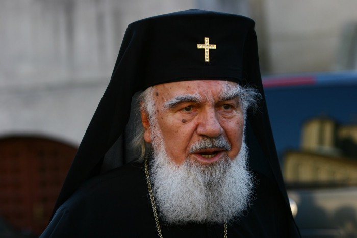 ÎPS Bartolomeu Anania: Un Crăciun fără Iisus, o Bobotează fără aghiasmă, dar un An Nou într-un revelion fără sfârşit…