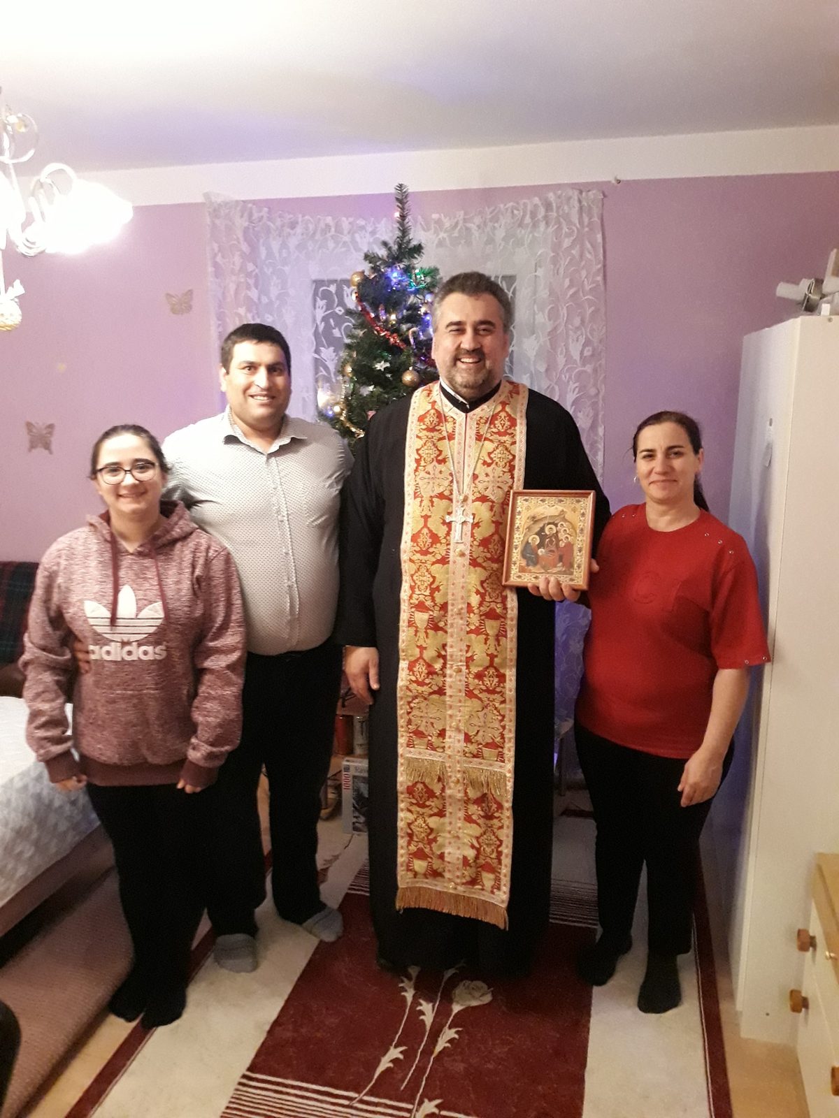 VIZITA PASTORALĂ CU ICOANA DE CRĂCIUN 2021