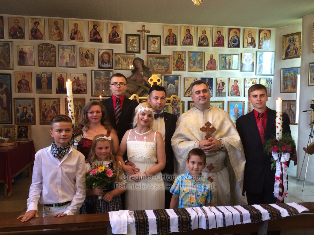Taina Cununiei unita cu Sfanta Liturghie la Biserica Ortodoxa Romana din Straubing