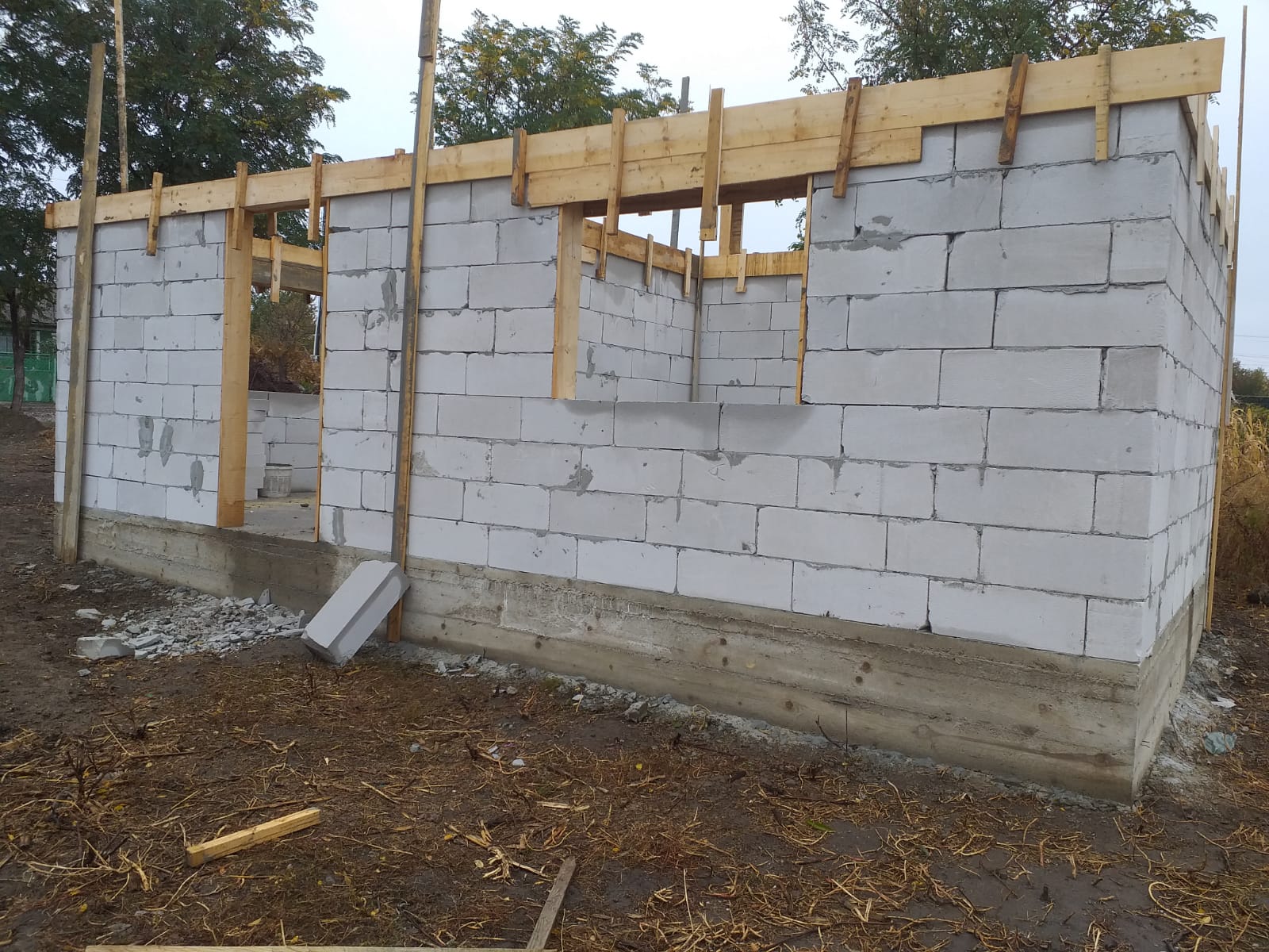 UPDATE 04.10.2019 - Astăzi s-a finalizat cofrajul pentru turnarea brâului din beton armat