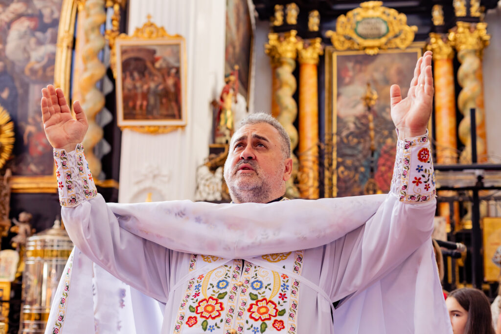 Părintele Vasile Florin Reuţ